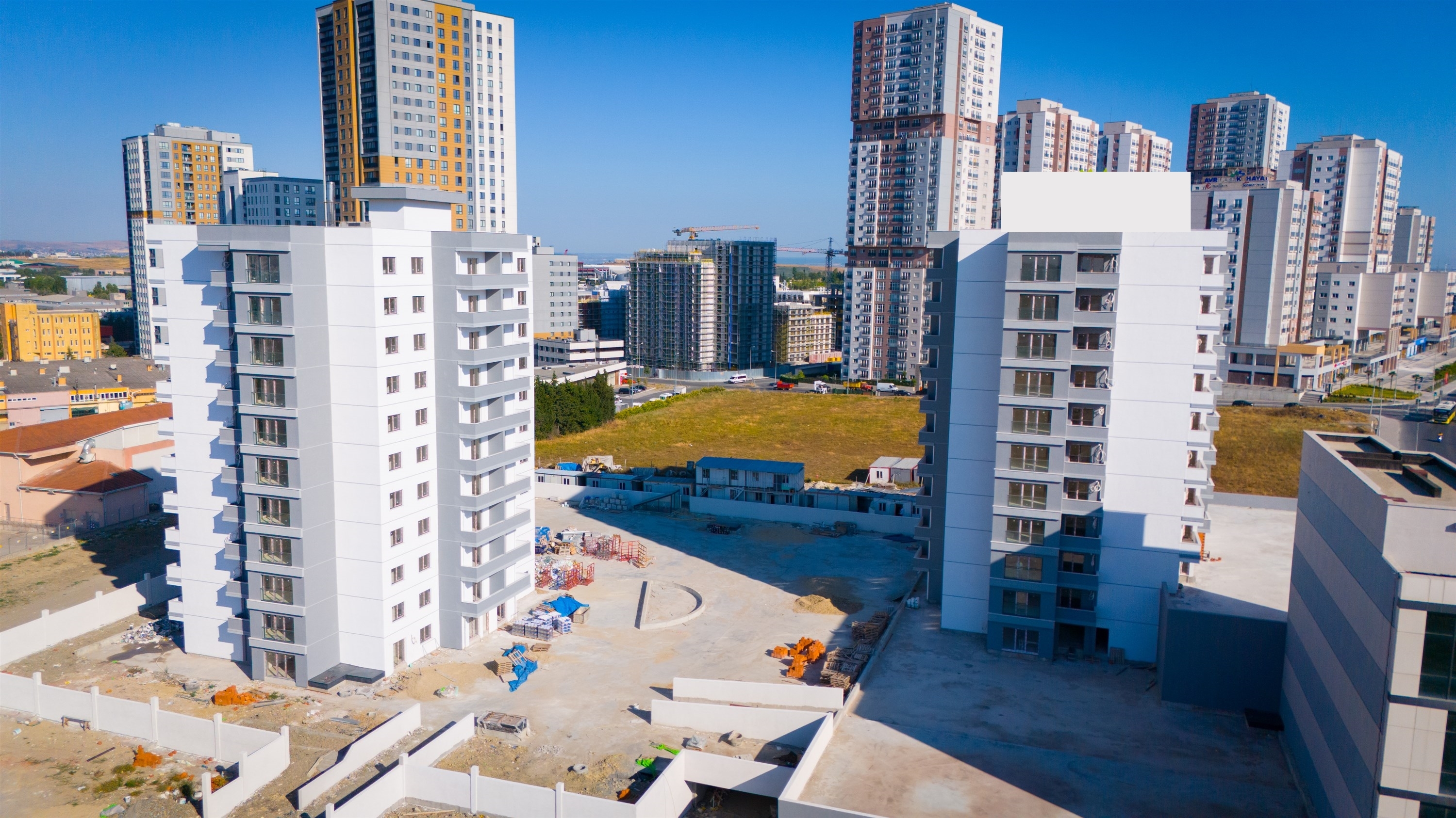 Off-Plan Esenyurt Apartments- Tower blocks of apartments