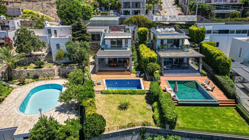 5-Bed Yalikavak Villa- Vast Plot