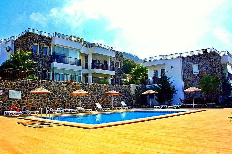 Front line Yalikavak beach property - Large sunbathing terrace