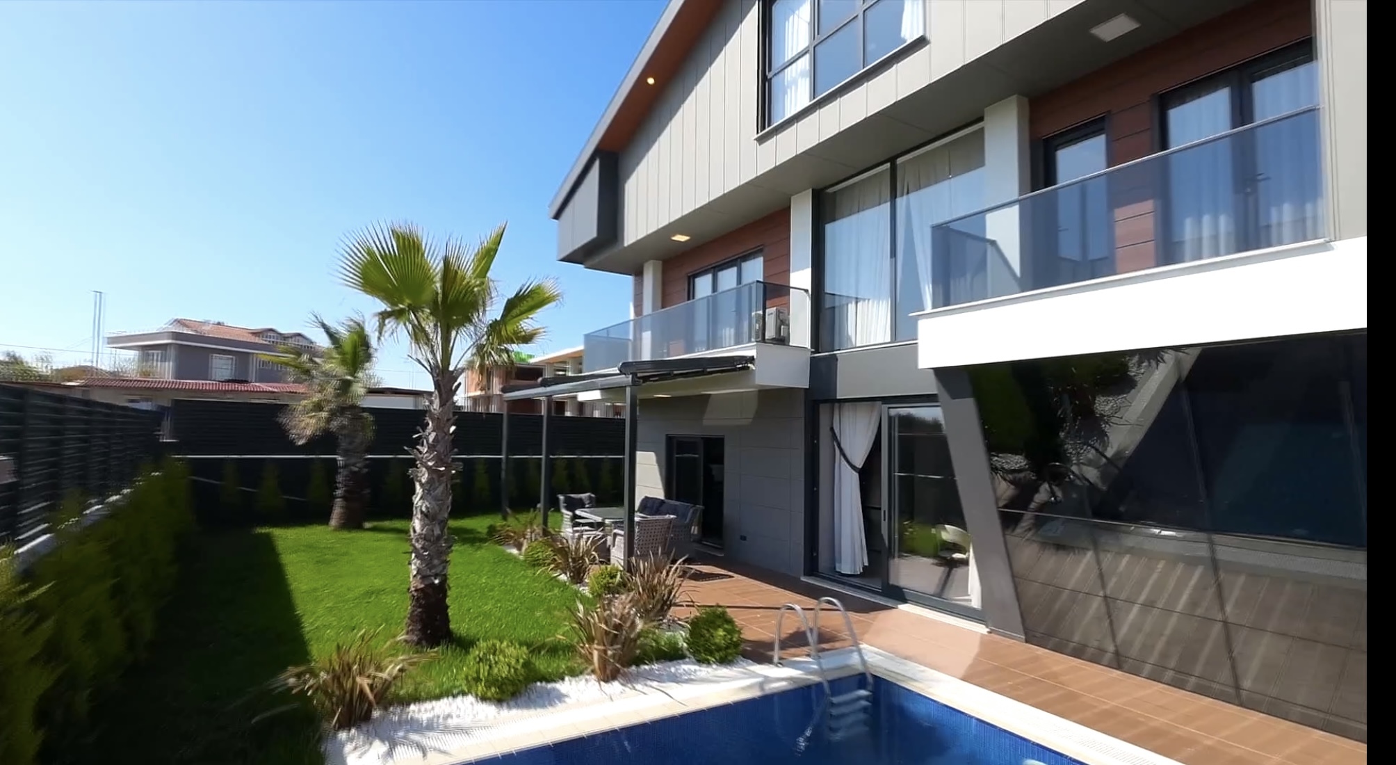 Luxury Turkey Property For Sale - Garden