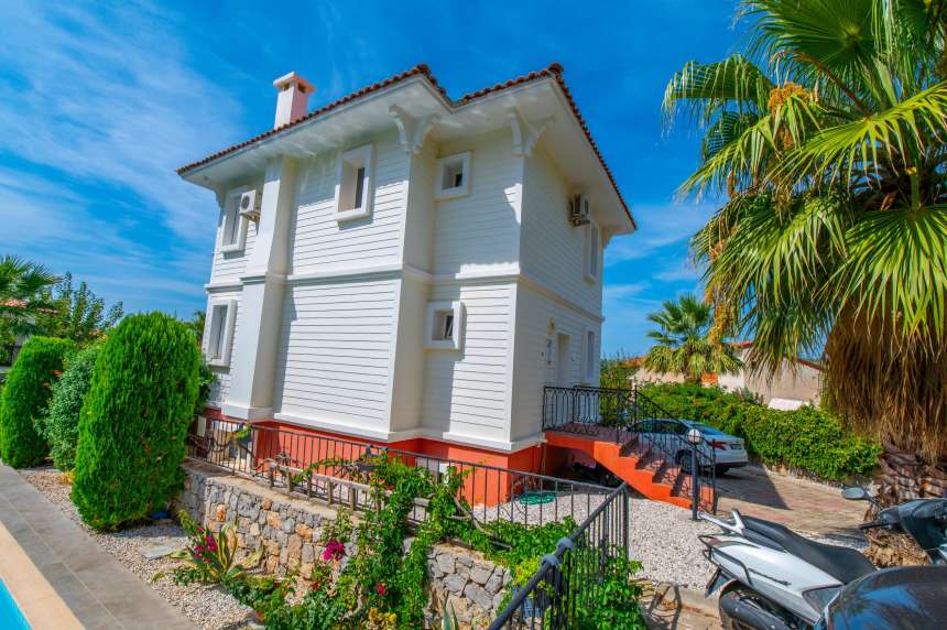 Luxury triplex Villa For Sale In Fethiye - Outside view of gardens and exterior
