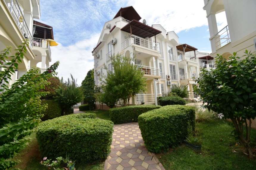 2 Bed Apartment In Fethiye For Sale - Pretty pathways around the complex