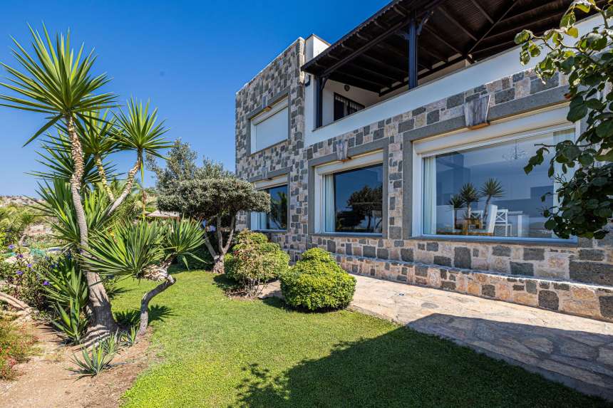 Unique Stone Bodrum Property Investment - Well maintained gardens
