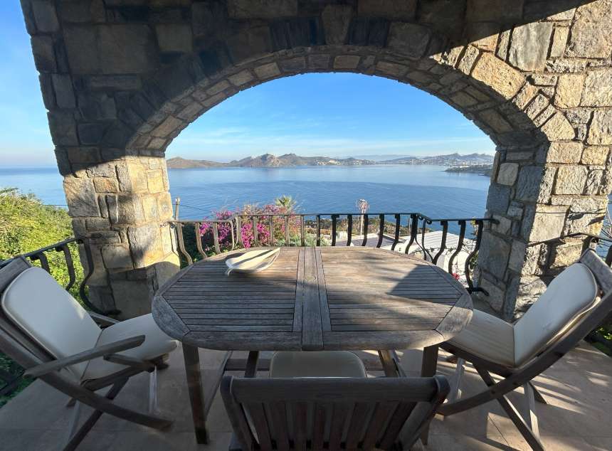 Beautiful Bodrum Apartment For Sale - Breathtaking sea views from balcony