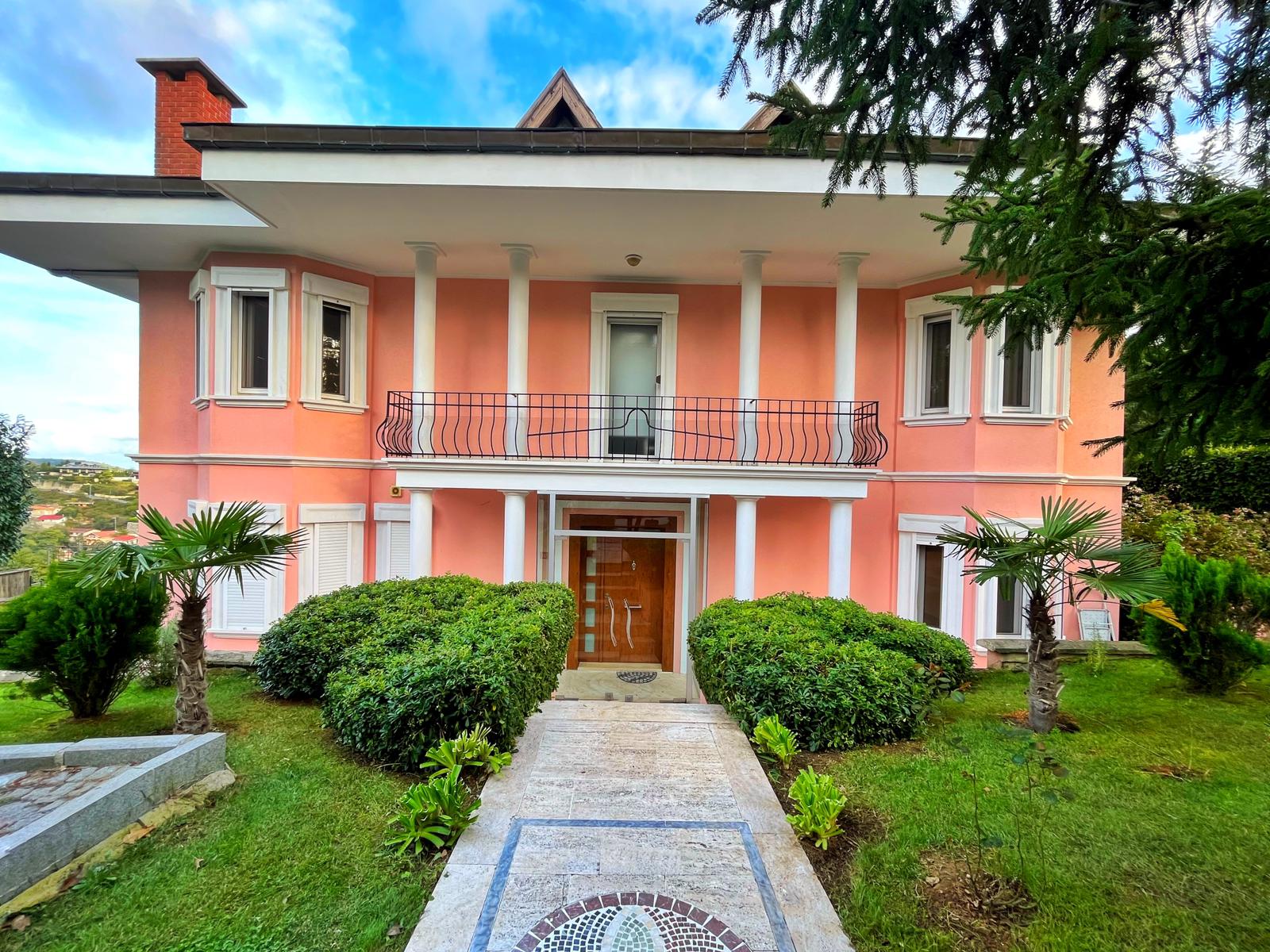 Exquisite Istanbul Property For Sale With Bosphorus Views - Main view of stunning mansion