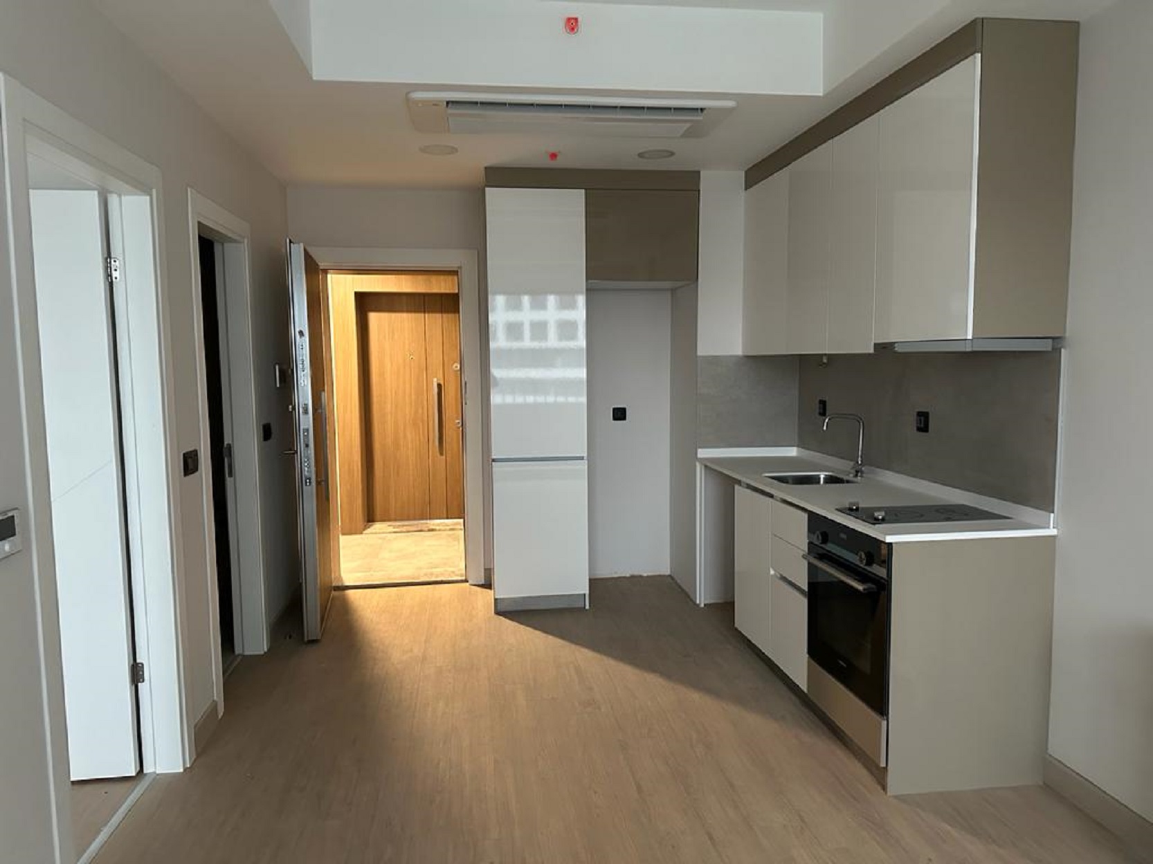 Notable Istanbul Apartment For Sale - Fully fitted modern kitchen