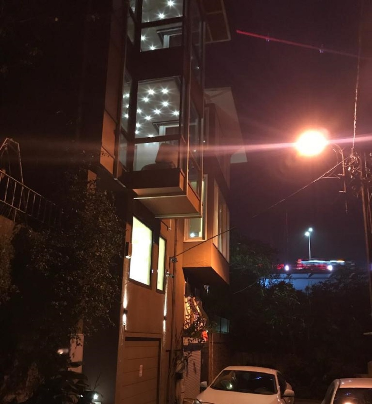 Trendy Renovated House On The Bosphorus For Sale In Istanbul - Property exterior