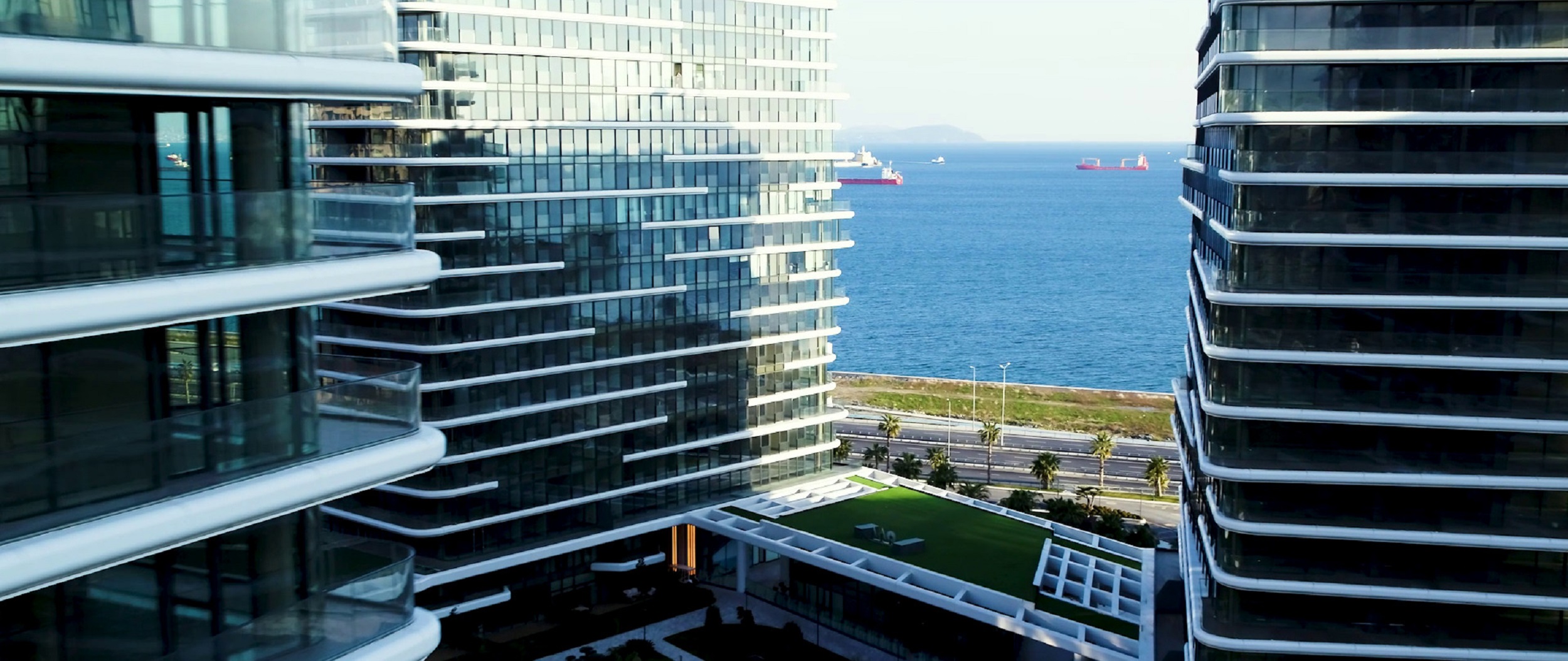 Superb Istanbul Seafront Apartments For Sale - Seafront apartments with sea views