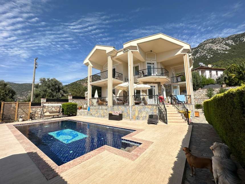 Idyllic Detached Villa In Fethiye For Sale with A Private Pool - A private pool and large sun terraces