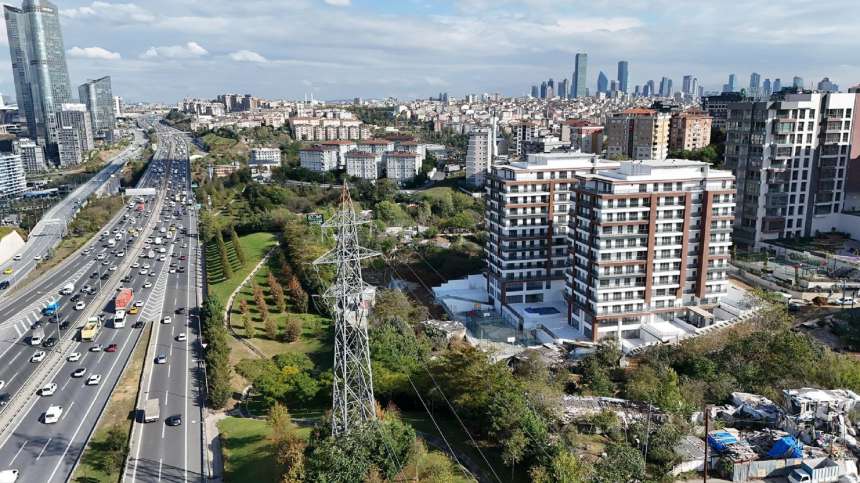 Trendy Istanbul Off-Plan Apartments in Kagithane For Sale - Prime location complex