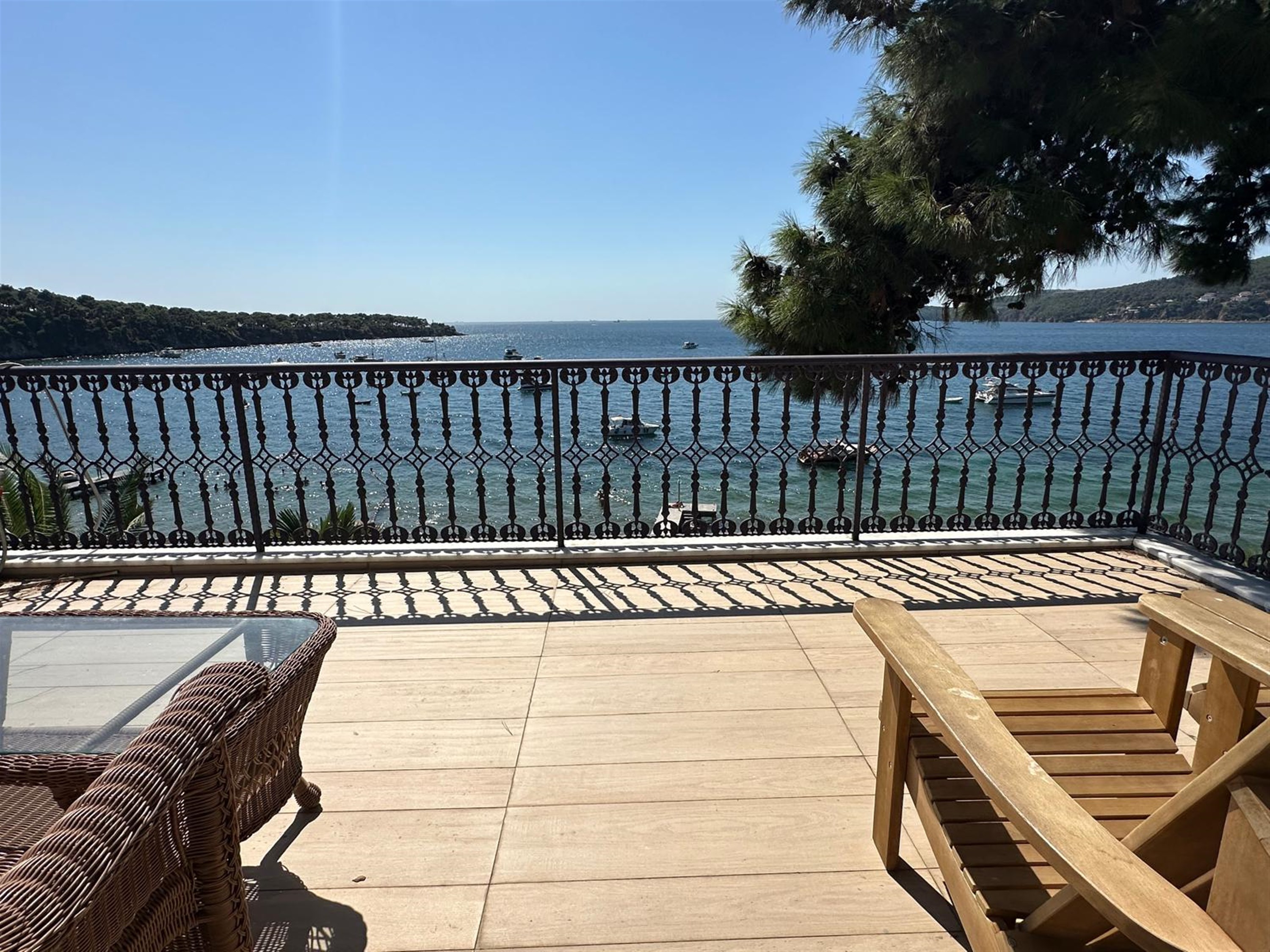Spectacular Smart-Home Property For Sale In Buyukada, Istanbul - Stunning sea views from the balcony