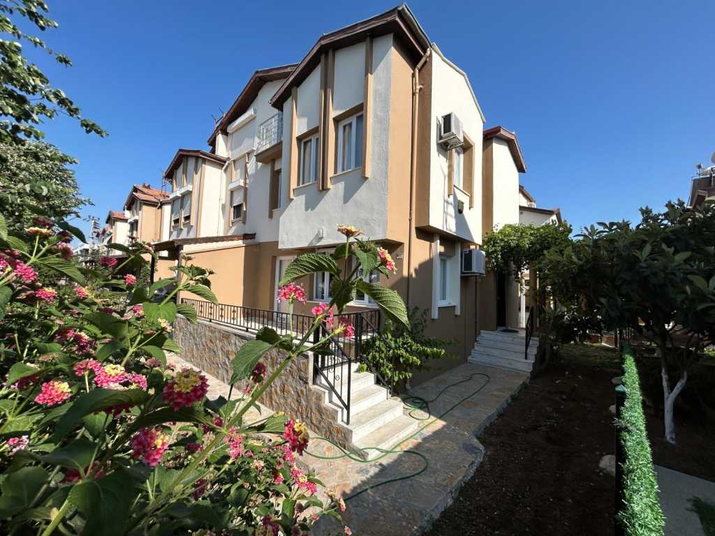 Four-Bed, Semi-Detached Triplex Villa - Didim