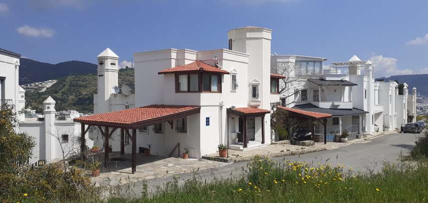 Traditional Bodrum Villa For Sale – Classic family property