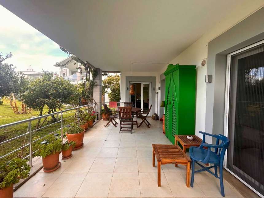 Charming Garden Apartment In Bodrum For Sale - Plenty of space for seating of outdoor dining with loved ones
