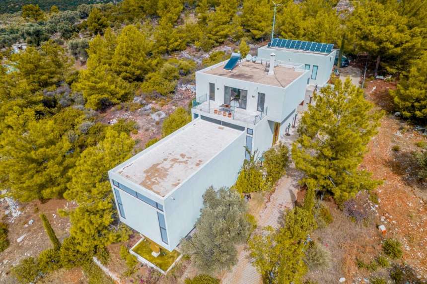 Dramatic Bodrum Villa & Studio For Sale - Private home and studio