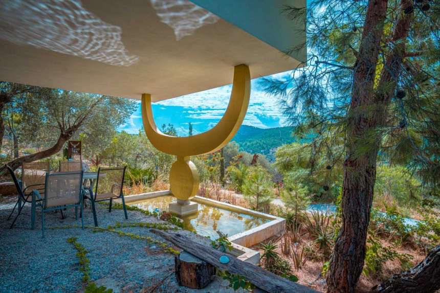 Dramatic Bodrum Villa & Studio For Sale - Beautiful natural surroundings