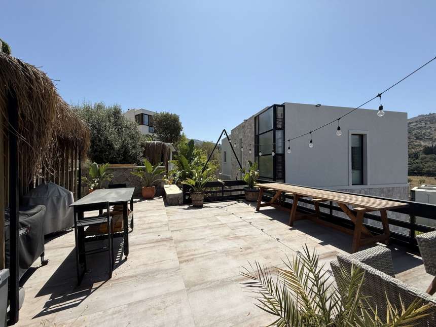 A Tranquil Duplex Yalikavak Property For Sale - Easy-to-maintain exterior