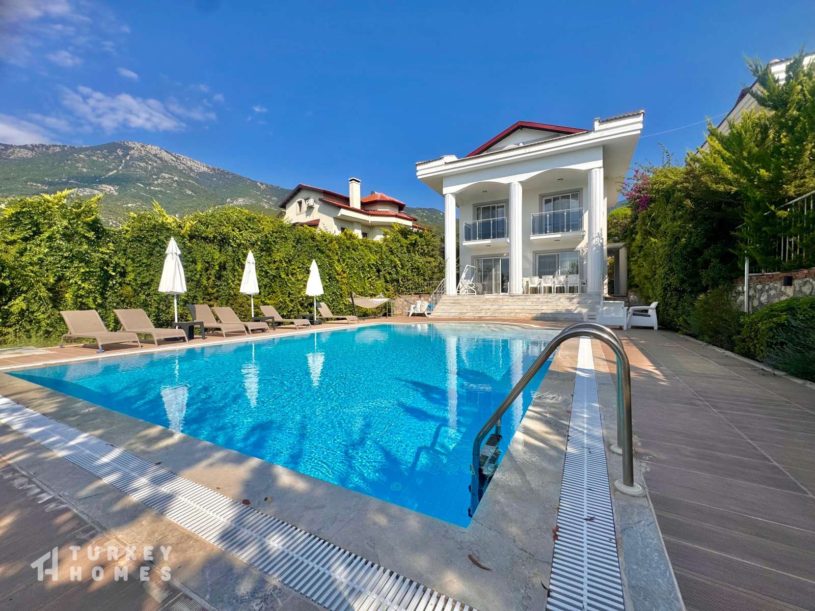 Meticulous Fethiye Property For Sale – A large private swimming pool
