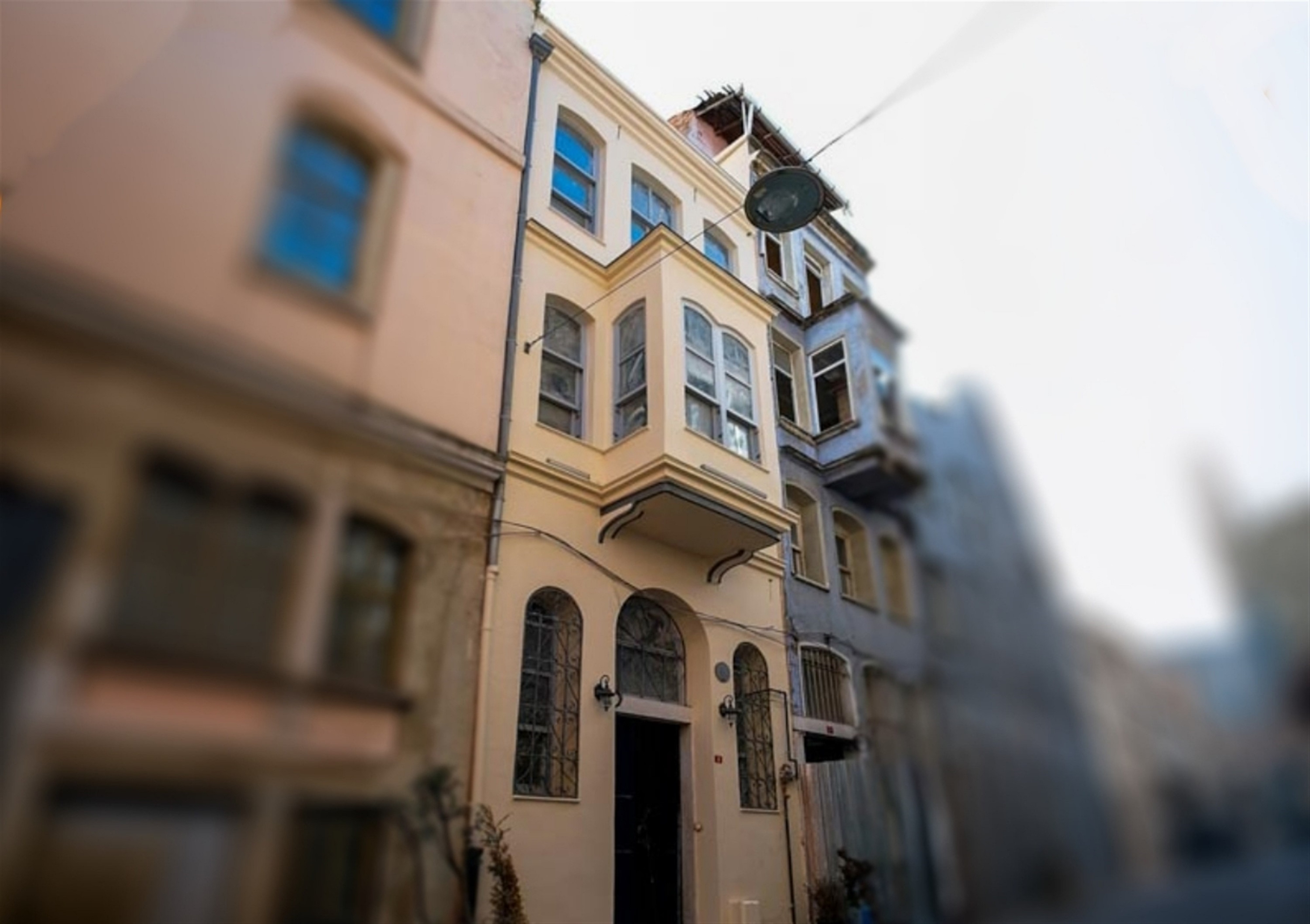 Renovated Property For Sale in Fatih, Istanbul - A three level property