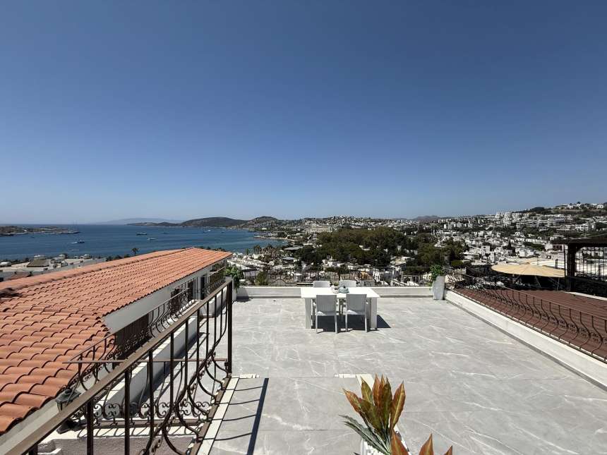 Chic Bodrum Property For Sale With A Shared Pool - Stunning sea views from the terrace