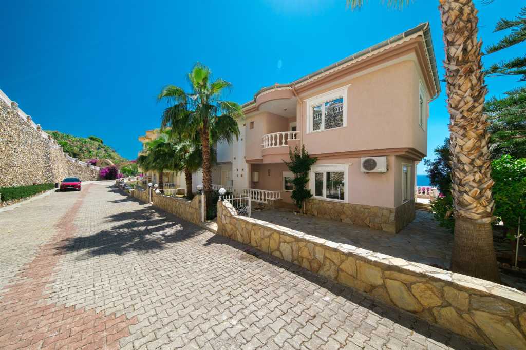 4-Bed Sea View Villa - Kargicak Alanya