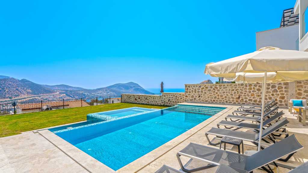 Spectacular 6-Bed Villa - Kalkan