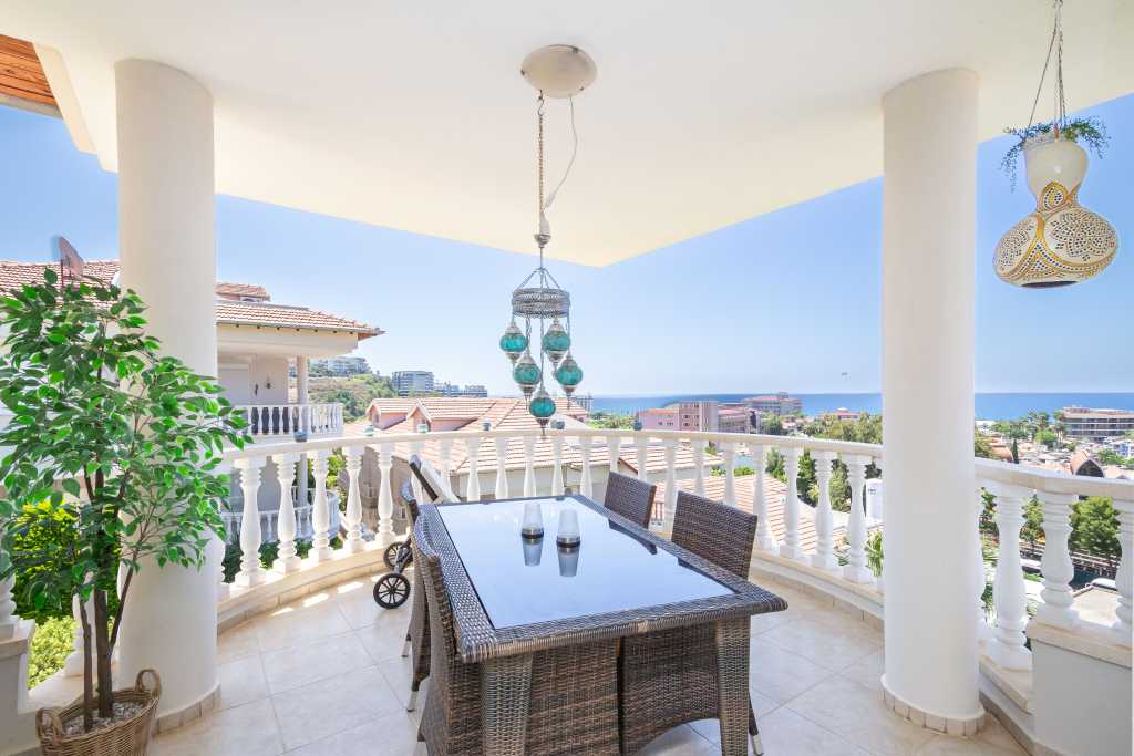 Three-Bed Apartment – Konakli