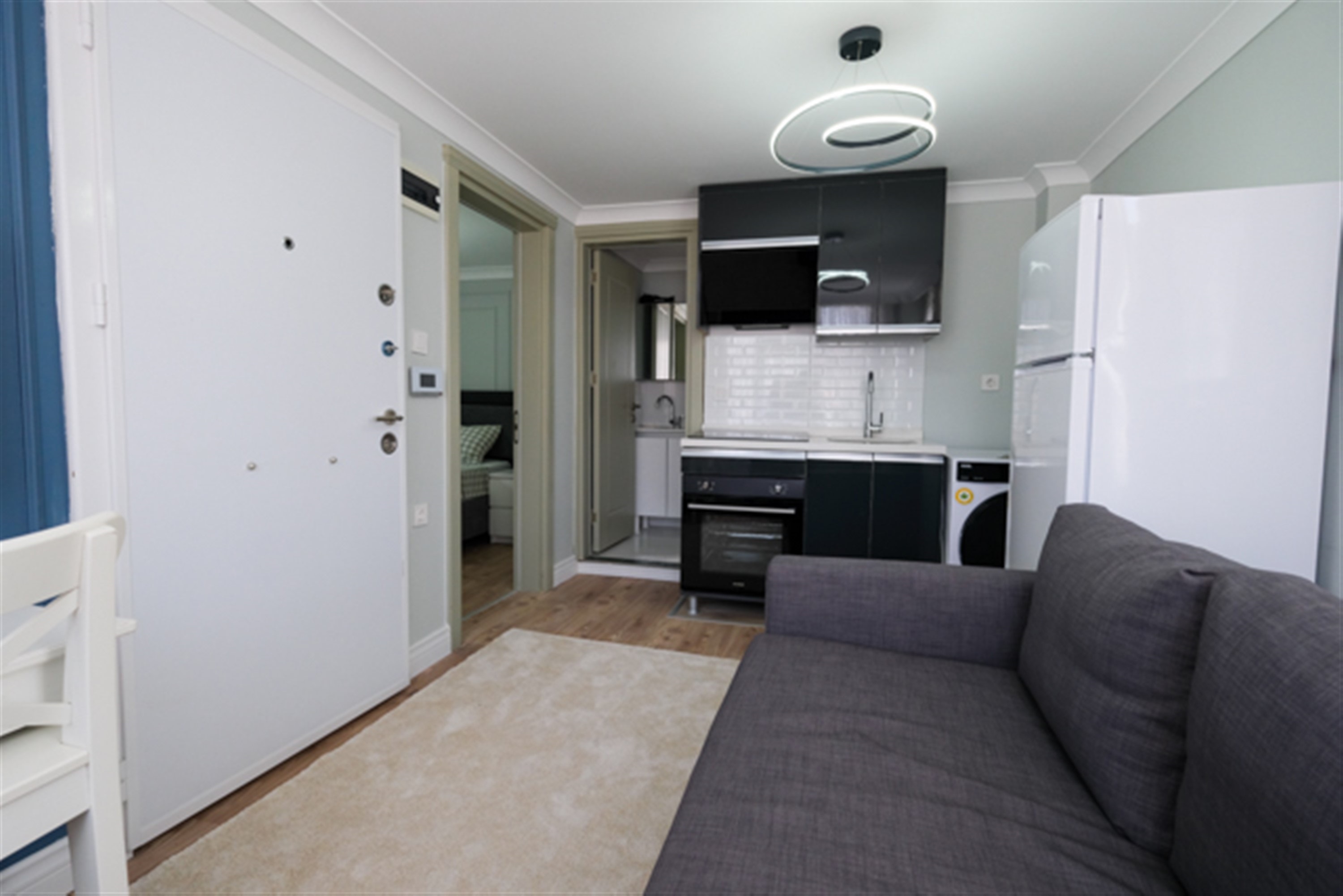 Istanbul Apartments For Sale in Fatih, Istanbul - Lounge to the kitchen