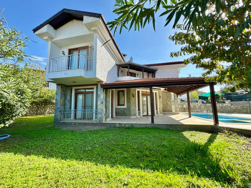 Elaborate Detached Villa In Seydikemer, Fethiye For Sale - Pretty villa, garden and pool