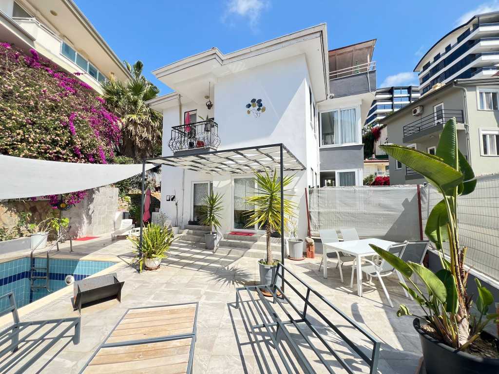 Luxury 5-Bed Villa - Kargicak, Alanya