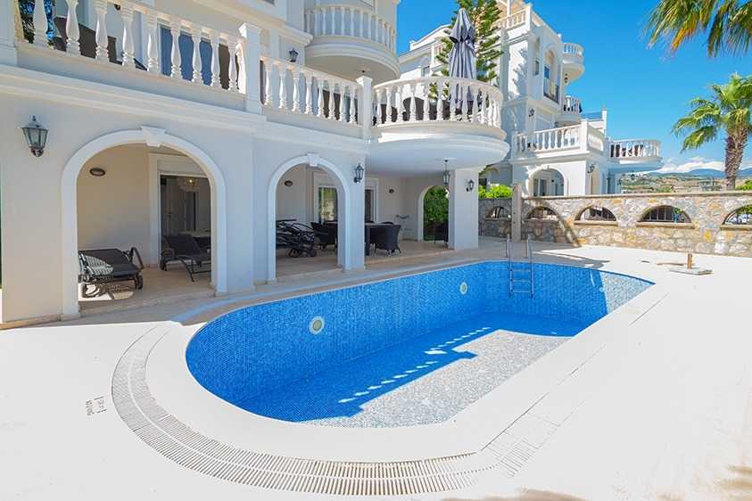 Prestigious Villa In Alanya - Konakli