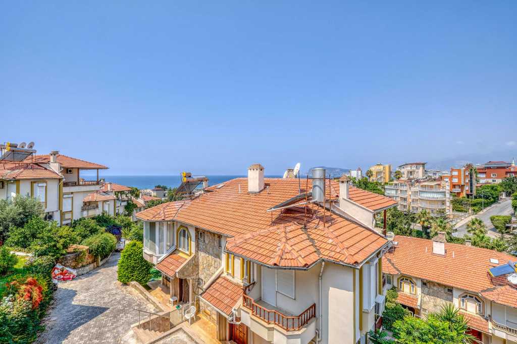 3-Bed Alanya Villa - Kestel