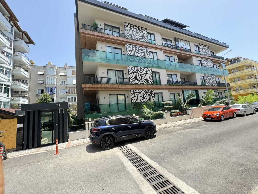 2-Bedroom Alanya Penthouse - Cleopatra Beach