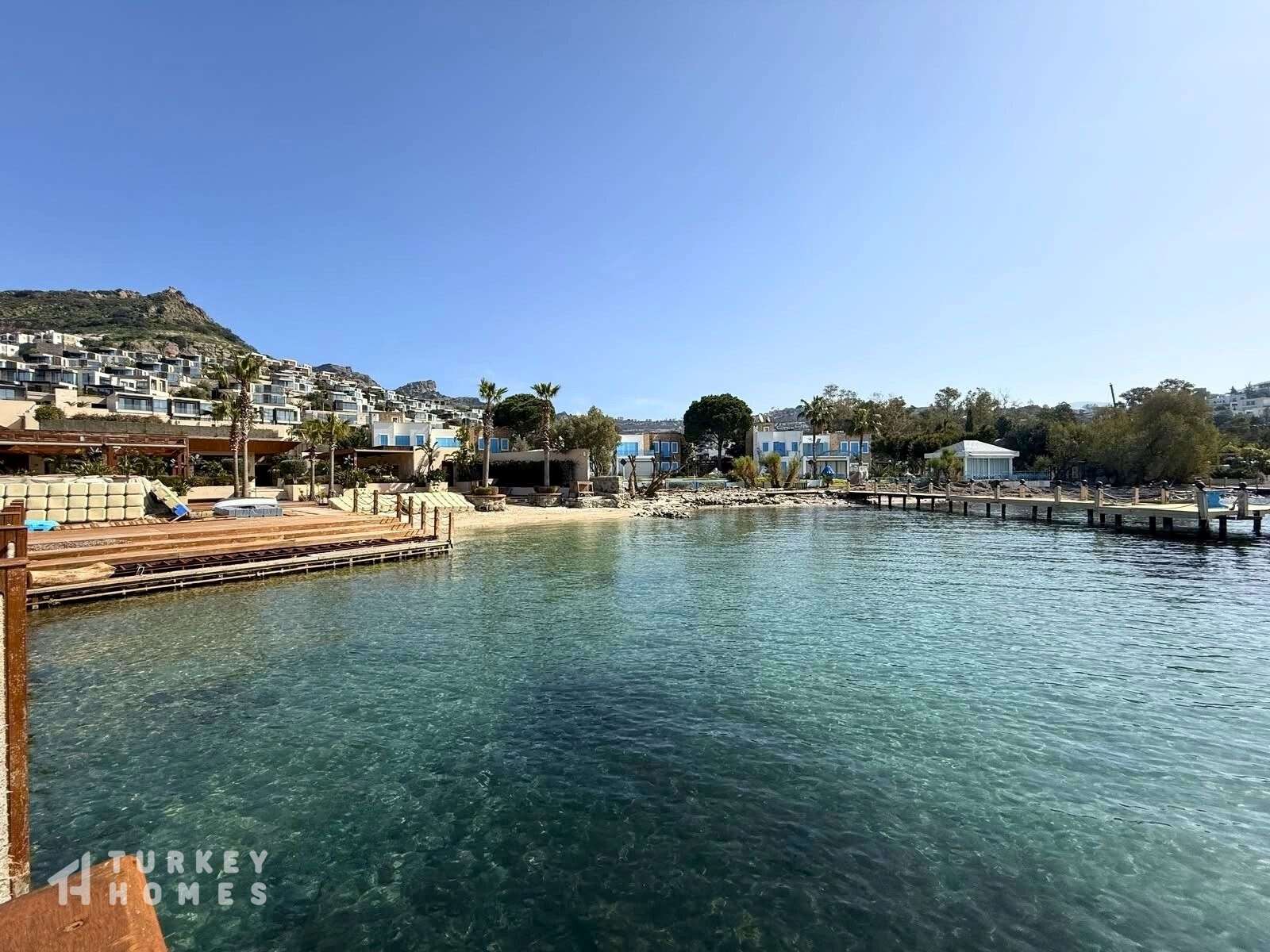 Elite Residence In Bodrum For Sale - Seafront location with private beach