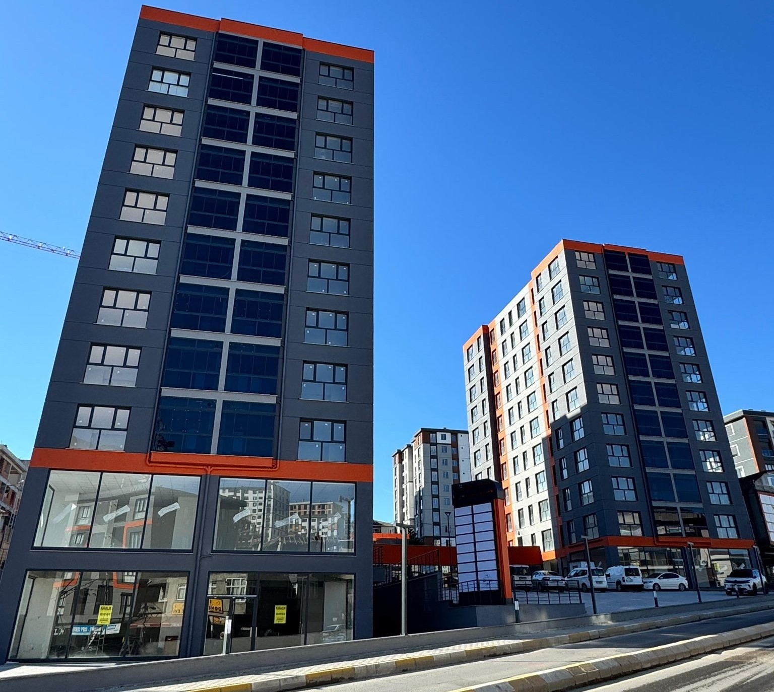 Brand New Istanbul Asian Apartment For Sale - Main view of the complex