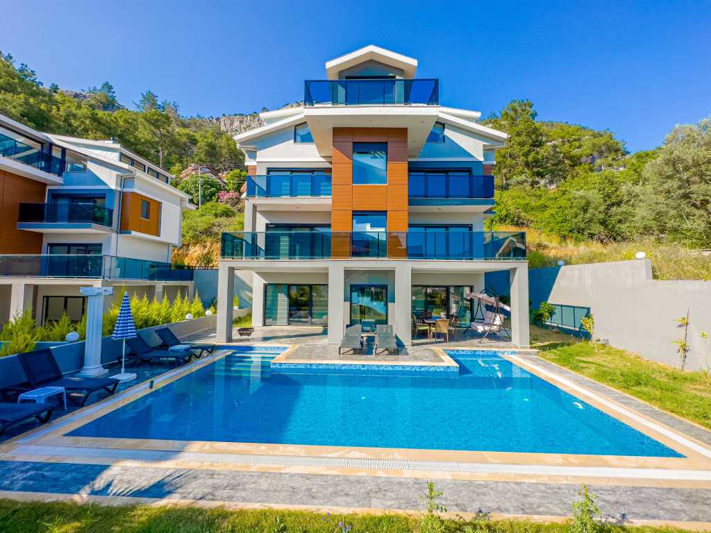 Prestigious Fethiye Villa For Sale In Gocek - A magnificent investment property