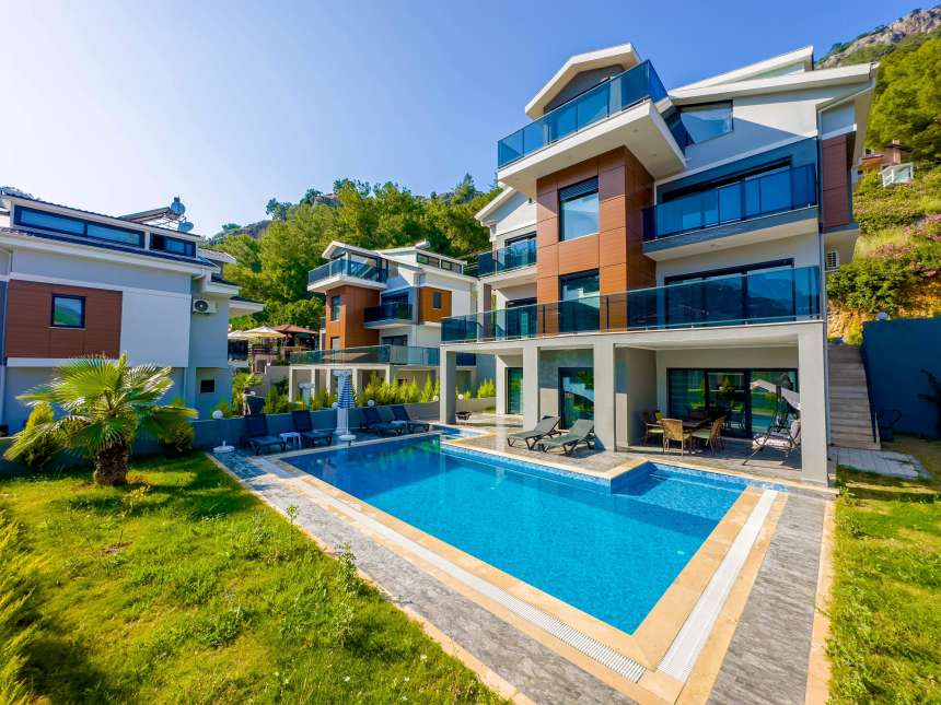 Prestigious Fethiye Villa For Sale In Gocek - Private swimming pool