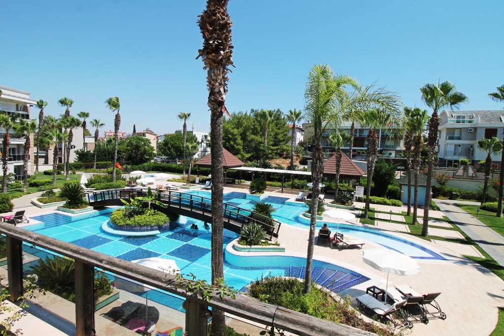 2-Bedroom Apartment - Side