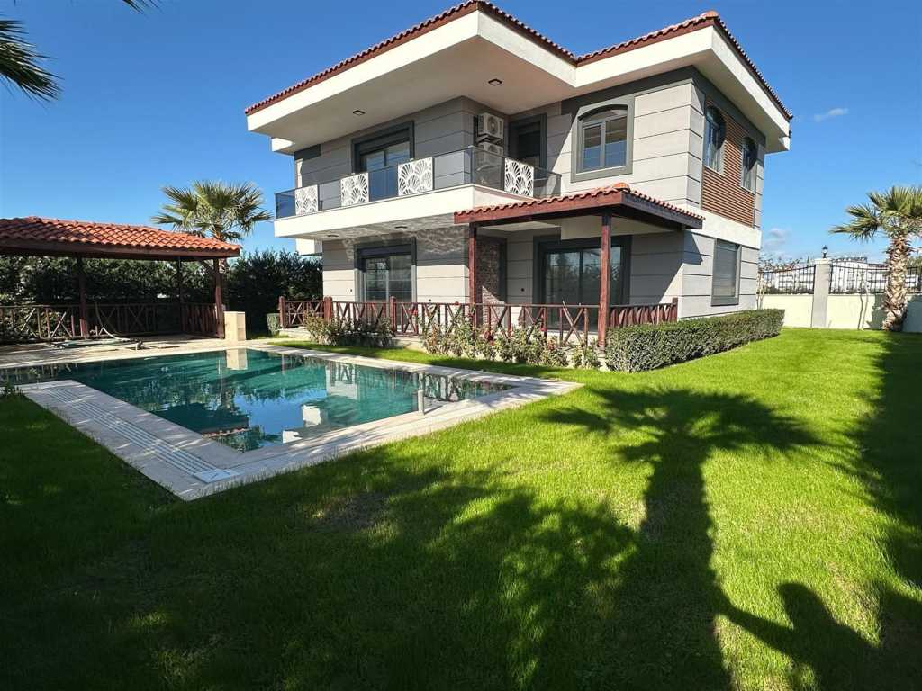 Three-Bedroom Belek Villa - Kadriye