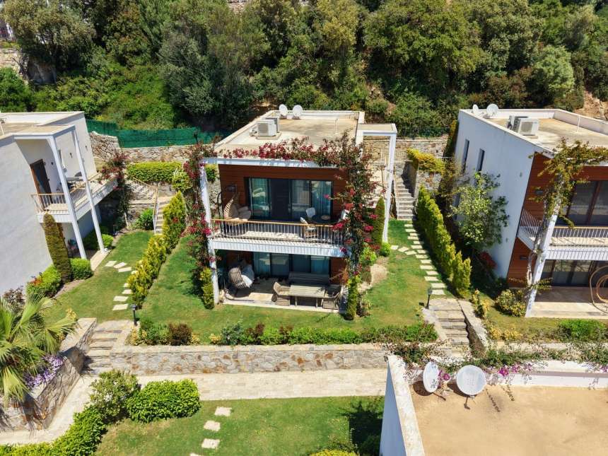 Furnished Sea-View Apartment For Sale In Bodrum – Upper floor apartment
