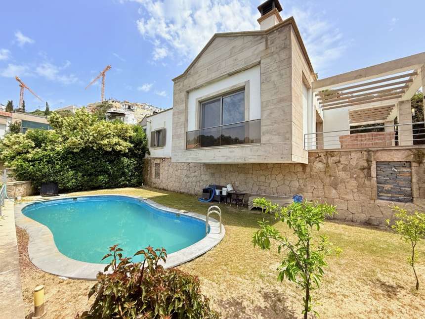 Flawless Property For Sale In Yalikavak - Main view of the villa and exterior