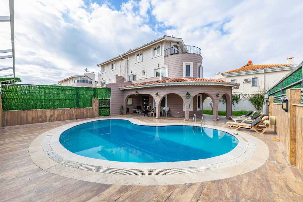 Villa In Belek, Antalya - 3-Bedroom