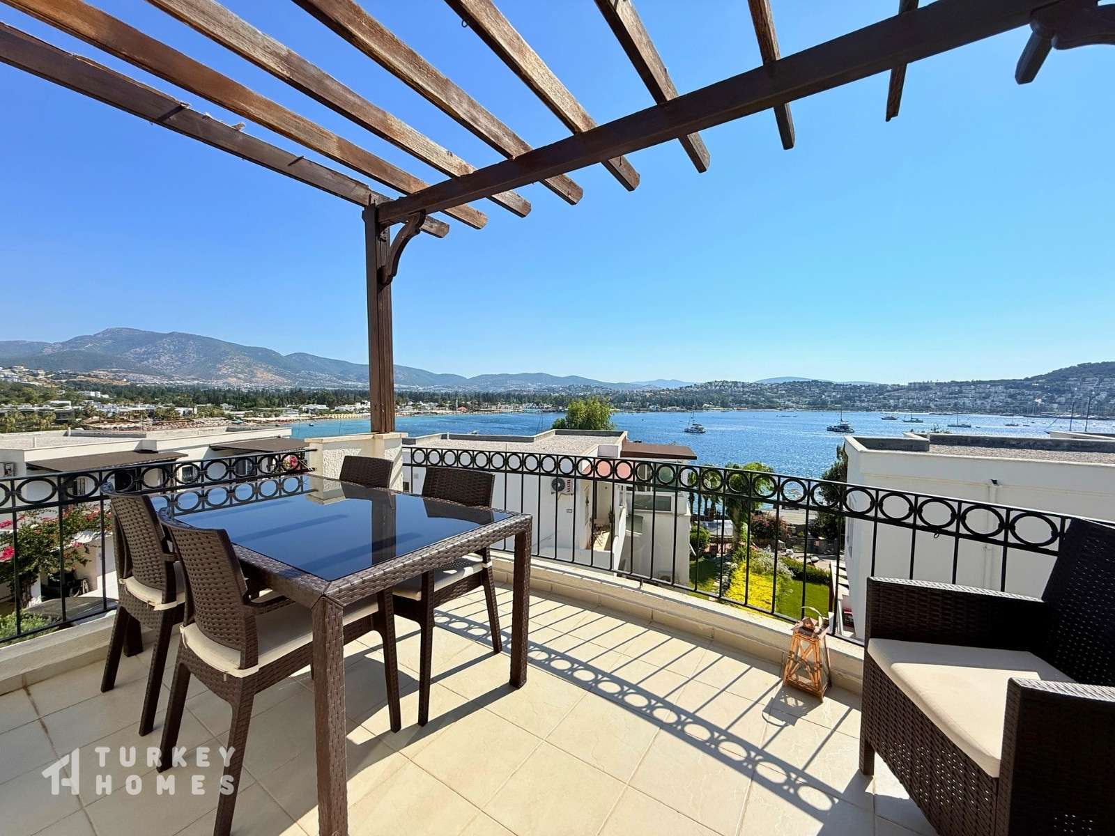 Sea-View Bodrum Property For Sale In Bitez - Sea view balcony
