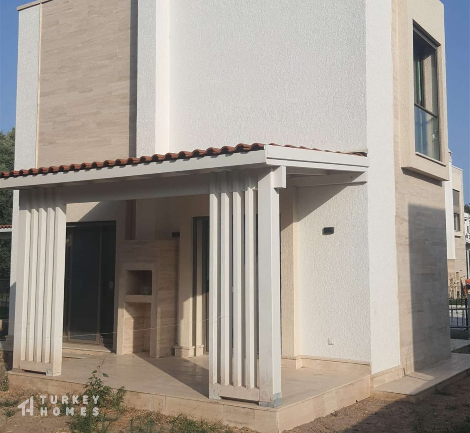 Detached Bodrum Villa For Sale Near Central Gumusluk - Terrace with a BBQ