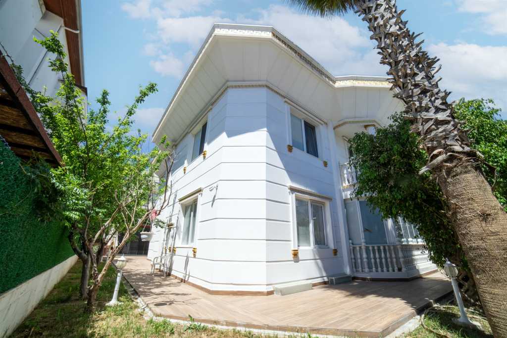 Antalya Villa In Muratpasa - 7-Bedrooms