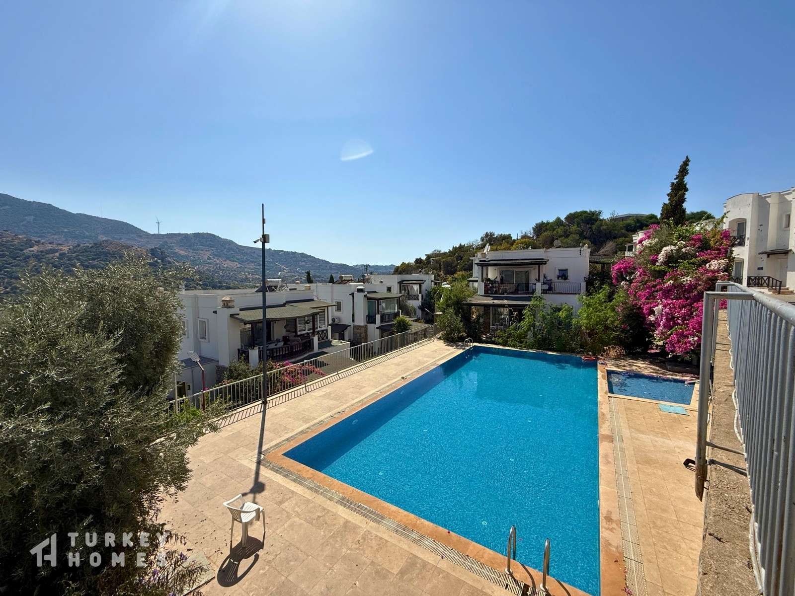 Nature View Apartment For Sale In Bodrum - Communal pool