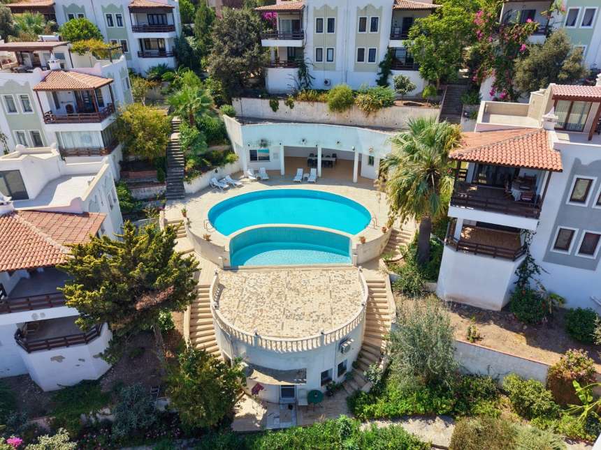 Beautiful Sea View Villa For Sale In Bodrum, Gumusluk - Communal swimming pool