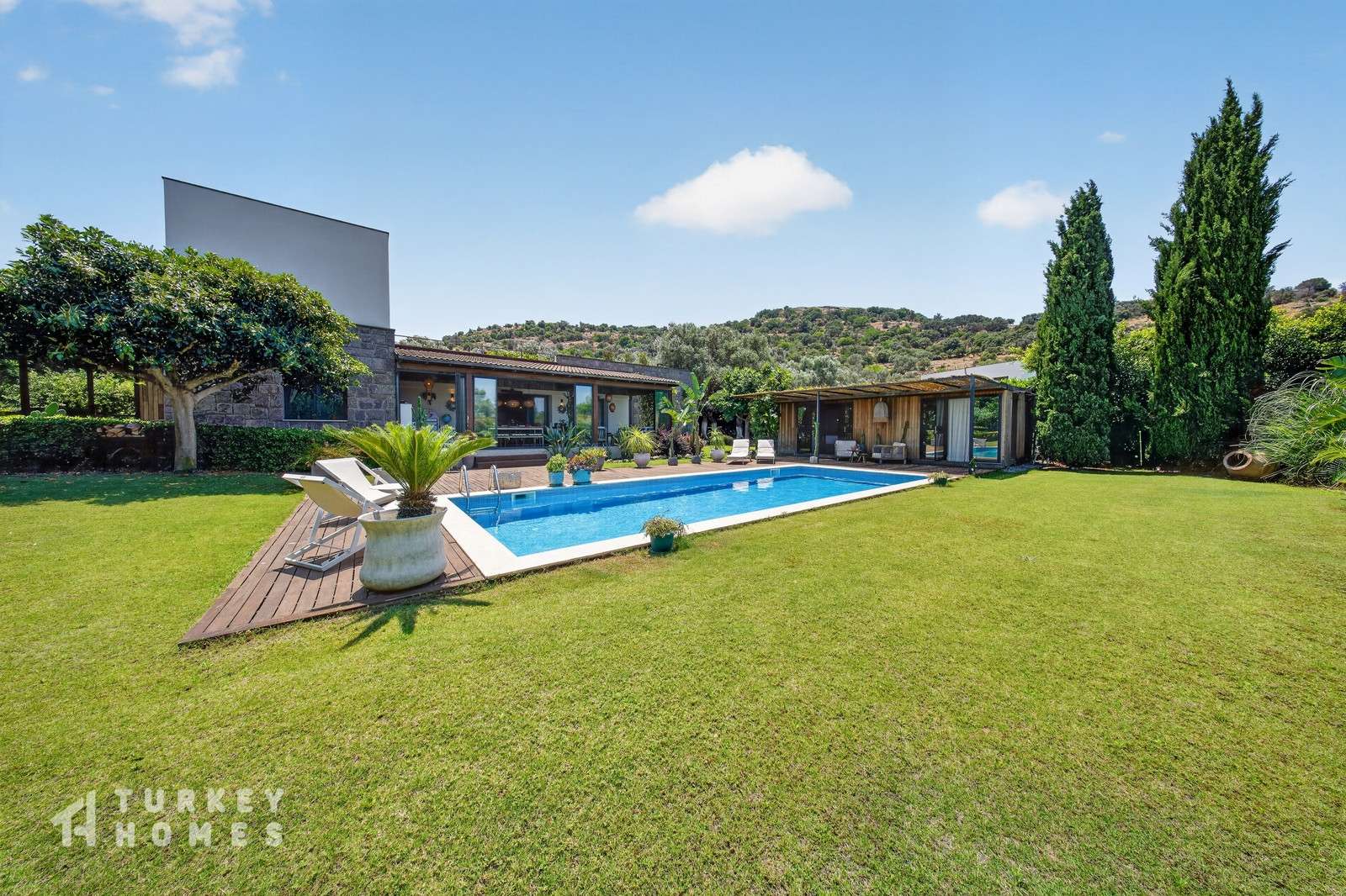 Impeccable Bodrum Villa For Sale In Yalikavak - A huge private plot, garden and pool