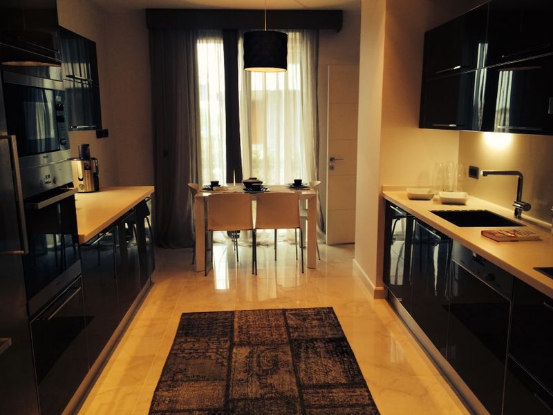 Istanbul Luxury Apartments for Sale - Modern fitted kitchen