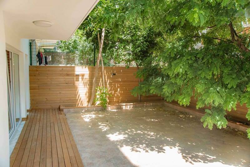 	 Sisli Renovated Garden Apartment, Istanbul - Private garden